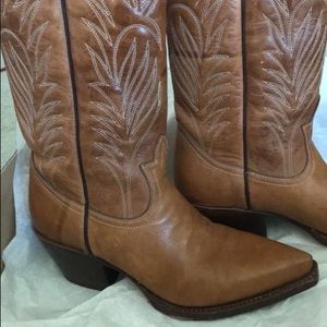 Steve Madden Lonestar Camel Boots